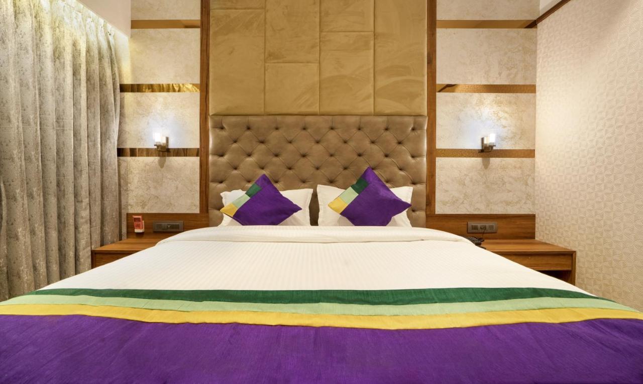 Treebo Premium Savera Inn Mumbai Exterior foto