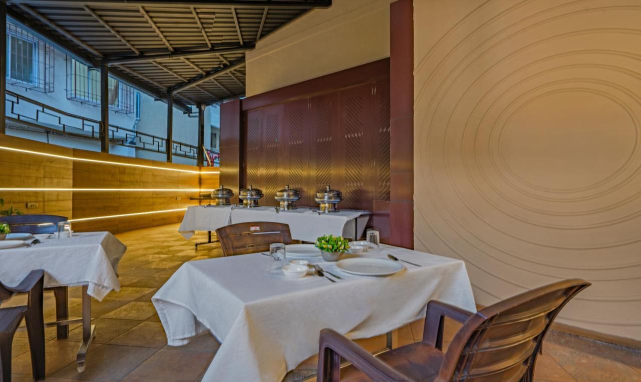 Treebo Premium Savera Inn Mumbai Exterior foto